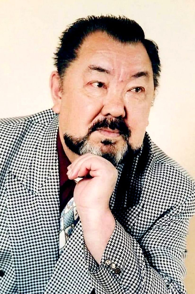 Шора Умбеталиев